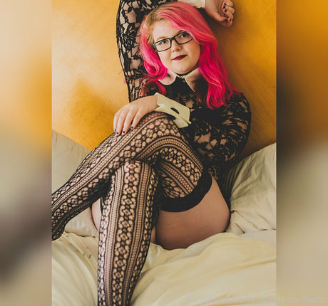 emopink69 high quality model img