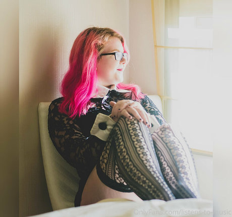 emopink69 pornstar adult image