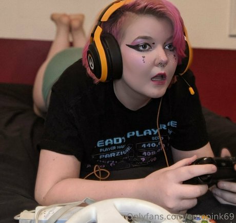 emopink69 pornstar sex image