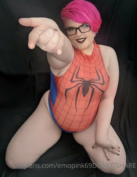 emopink69 erotic actress image