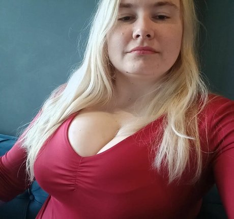 Dejana Savi naked pornstar images