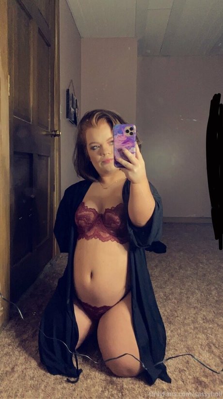 sassyholly sexy star image