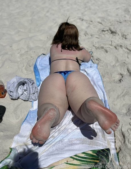 sassyholly model nudes pics