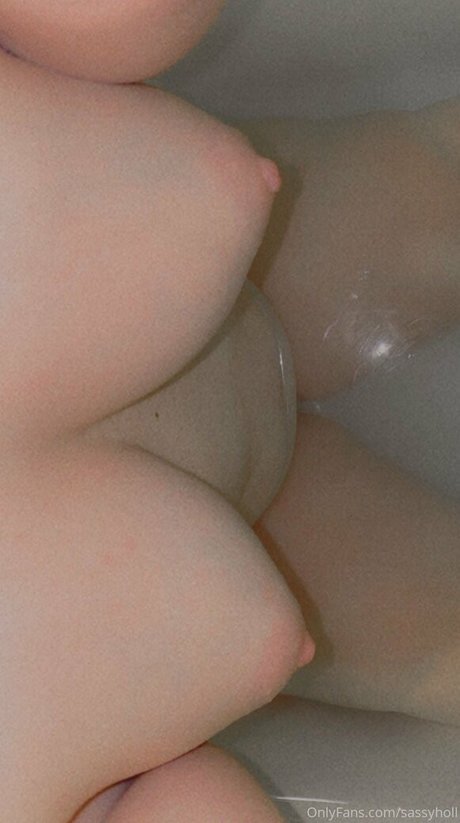 sassyholly actress gallery