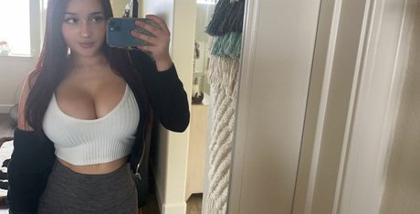 Angie D high quality actress picture