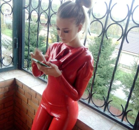 Wrapashouse pornstar nude photo