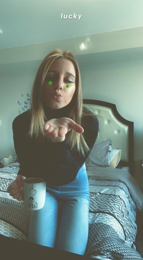 jasminebabbyy pretty pornstar images