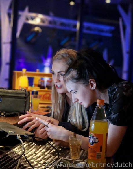 Britneydutch18 sex pornstar gallery