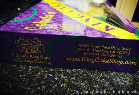 decadentdepravity hot model pics