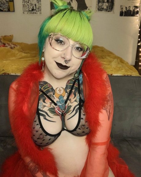 trrashvixen star art photos