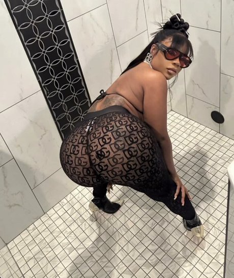 drag queen onlyfans sexy nude pictures