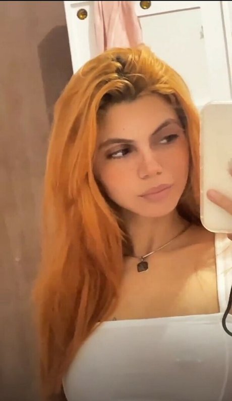 Raposinhaangel high quality pornstar picture