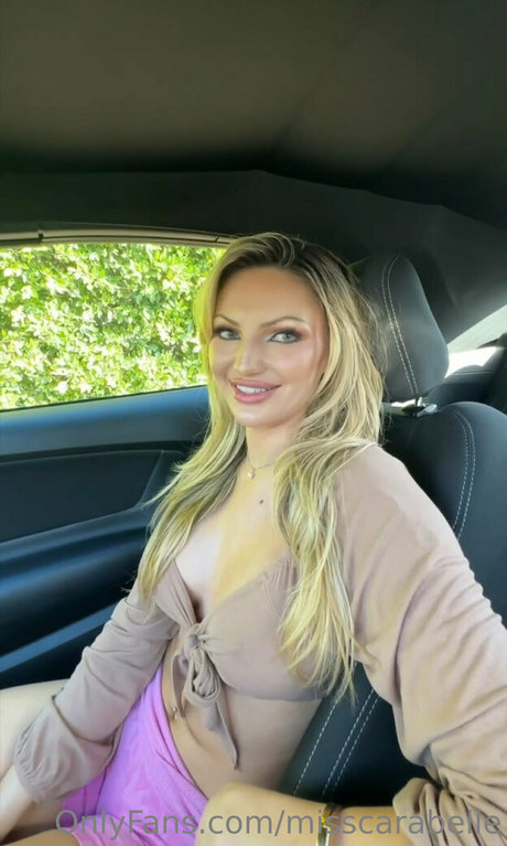 misscarabelle star naked pics