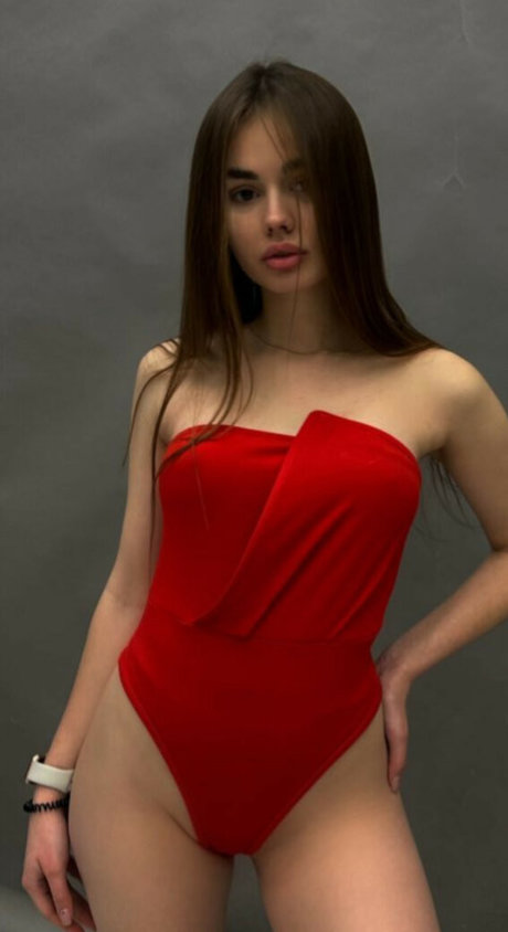 minilia pornstar naked img