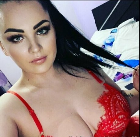 senzuallover98 model pretty picture