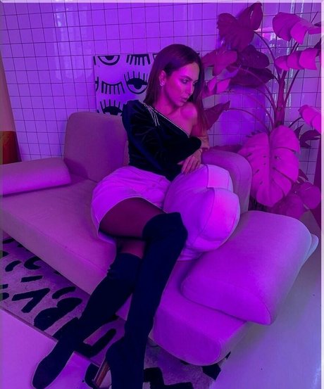 allwene free star hot picture