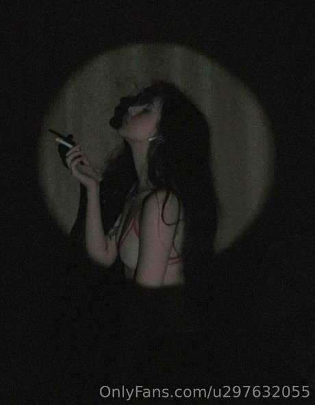 lovelylollyhehe nude actress pics