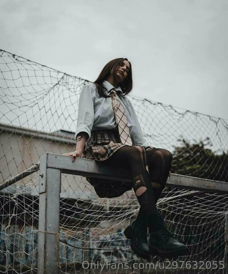 lovelylollyhehe exclusive model images