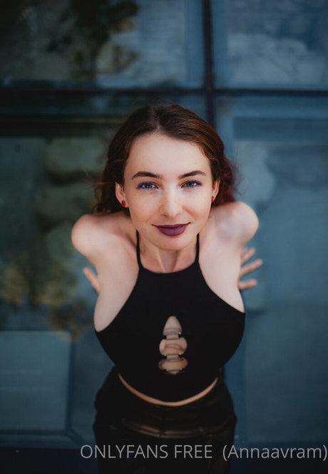 annaavram nice pornstar image