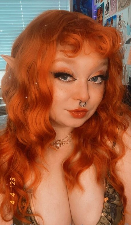 cutepeaches2 sexy actress pics