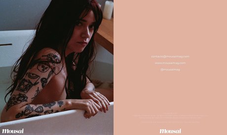 Ann Cid art model gallery