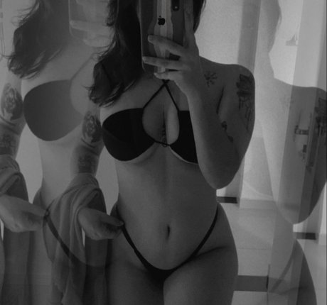 Amanda Liz nudes actress galleries