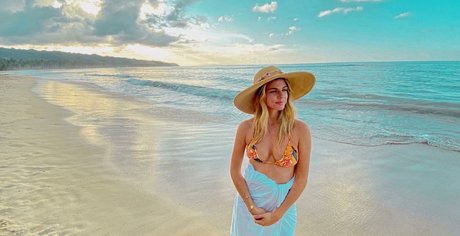 Stephanie Cayo sex actress image