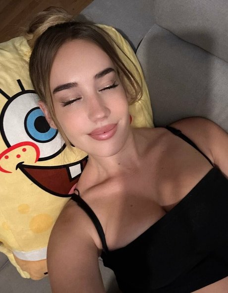 Lluna Clark star perfect pic