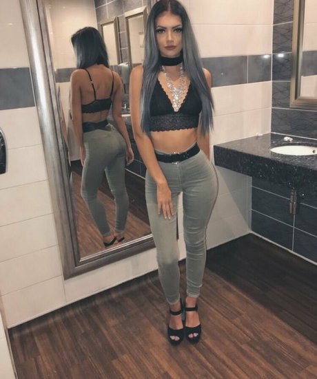 Xavia Brooke free star galleries