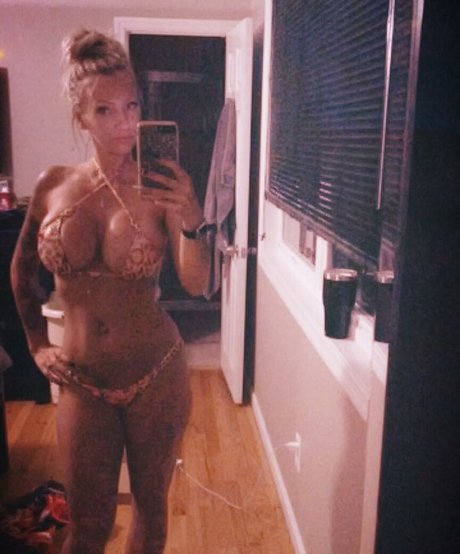 Michelle Pimer pornstar pic