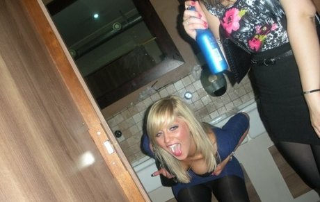 Rosie Leicester hd model galleries