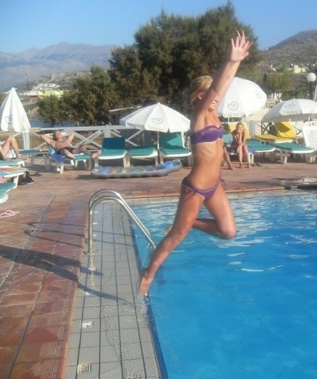 Rosie Leicester model top images