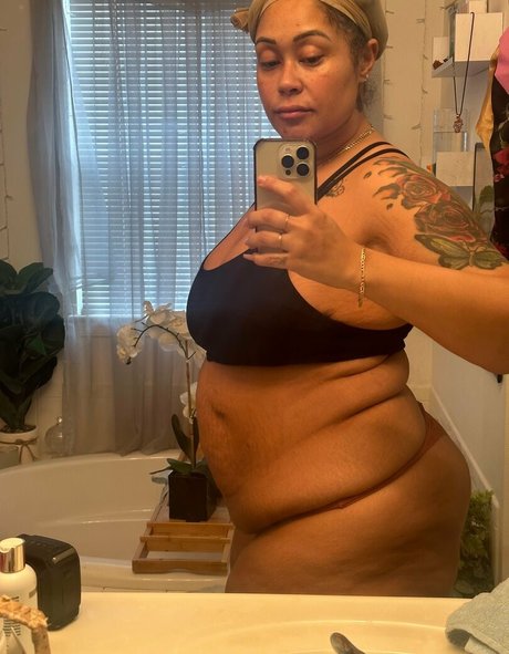 thickfancy art model pics