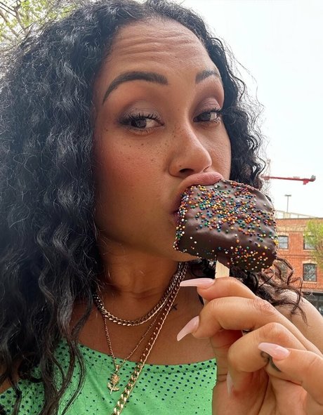 thickfancy naked pornstar picture