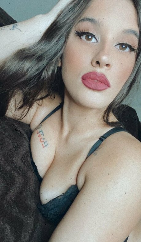 picapicamodel nudes star archive