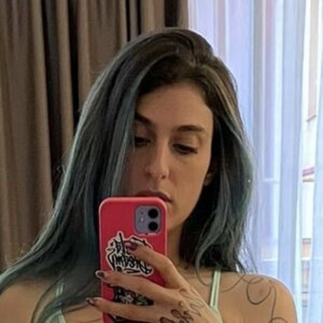 Camilla Leotta hot actress pic