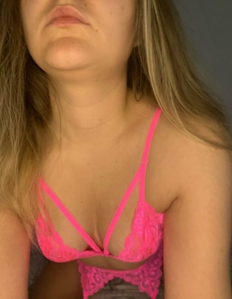 avery maeex top model galleries