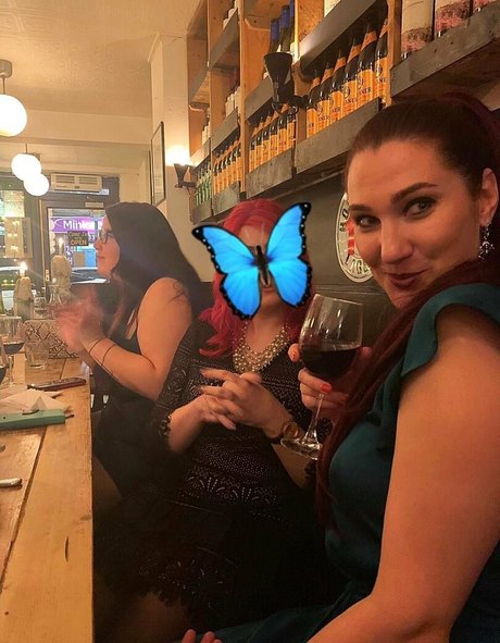 madam___caramel model nudes gallery