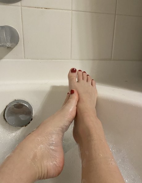 ravengoeswild star sexy pics