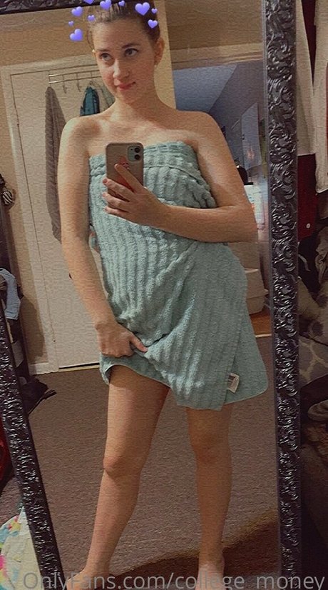 college money model nudes pic