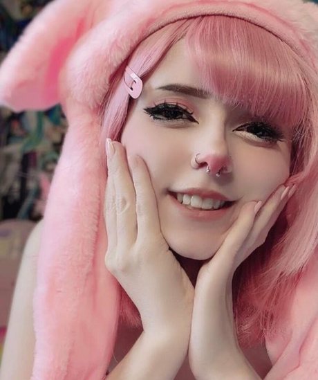 Karro beautiful model pictures