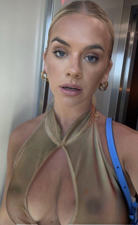 Grace Beverley erotic actress pictures