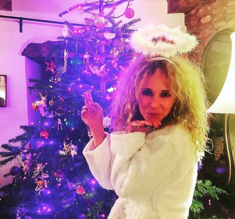 Juno Temple pornographic actress galleries