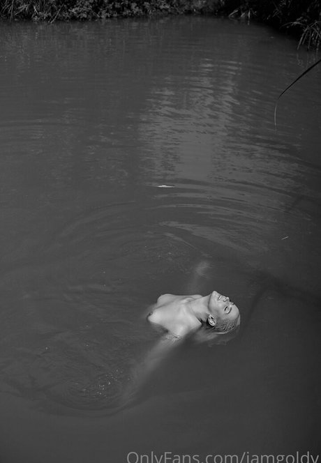 Yuval Gold hd pornstar image