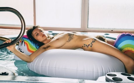 babytayebae pornstar nudes photo