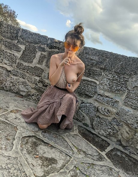 babytayebae hot model images