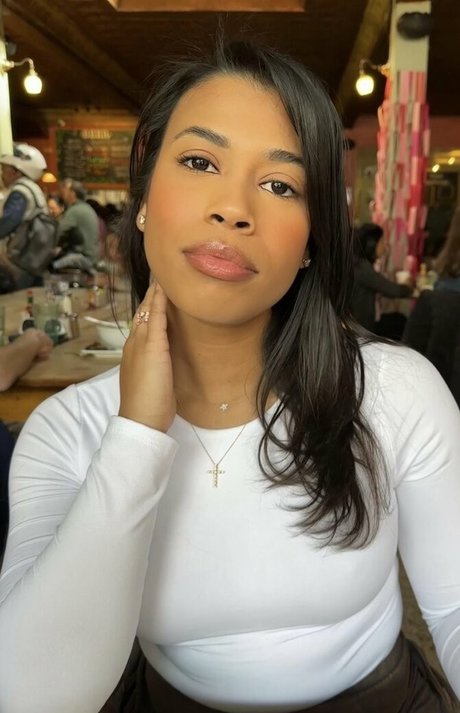 Taylor Haller high quality actress gallery