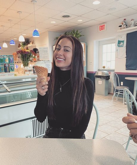 Casey Samsel Profile pic