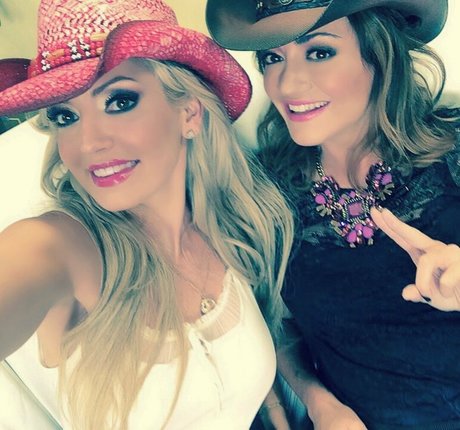 workout girls onlyfans top picture