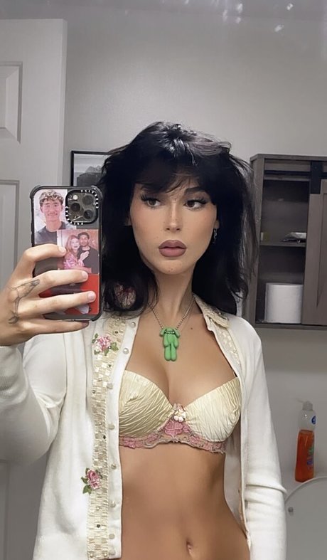 Kate Baum pretty actress pictures